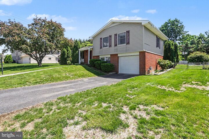 Property Photo:  510 Rupley Road  PA 17011 