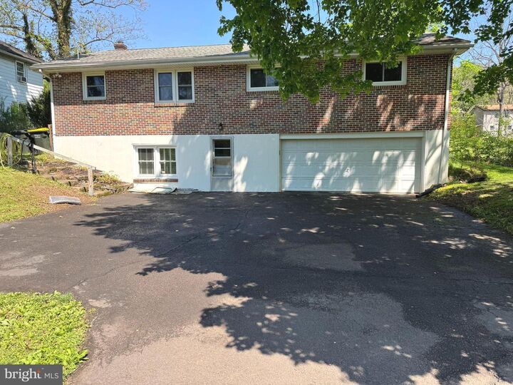 Property Photo:  3154 Church Street  PA 18055 