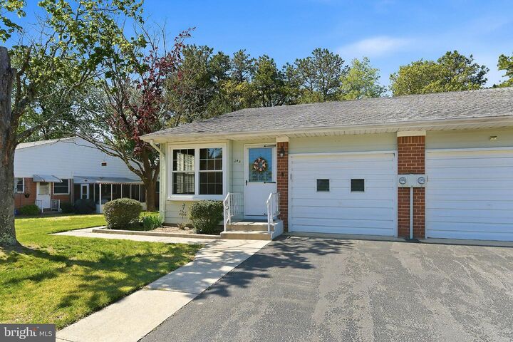 Property Photo:  24 Salem Drive  NJ 08759 