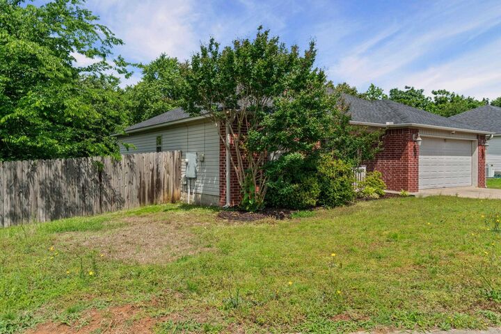 Property Photo:  14616 Woodside Place Loop  AR 72002 