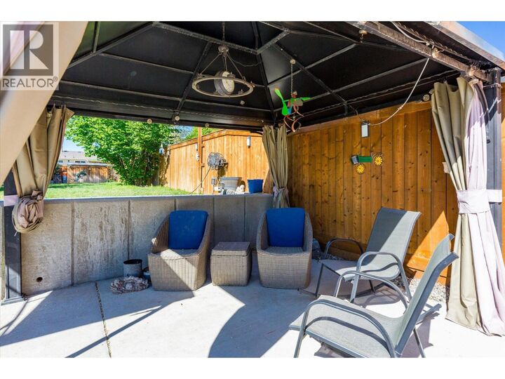 Property Photo:  2946 Springfield Road  BC V1X 4N7 