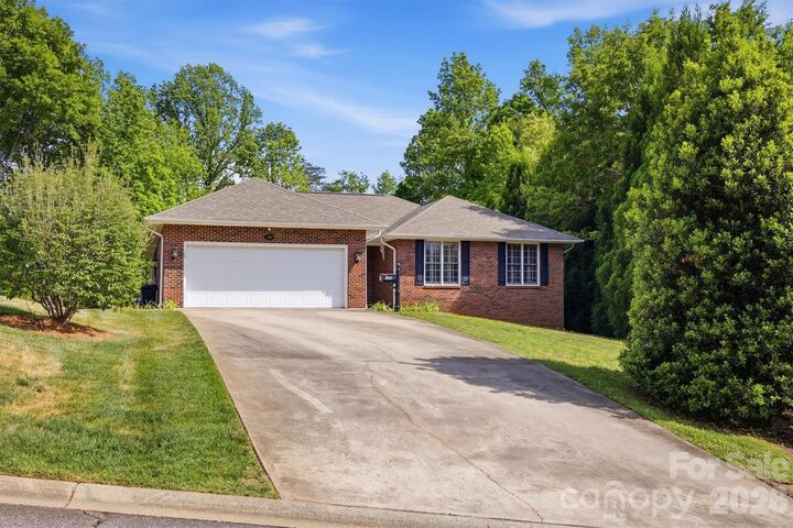 Property Photo:  100 Crosscreek Drive  NC 28655 