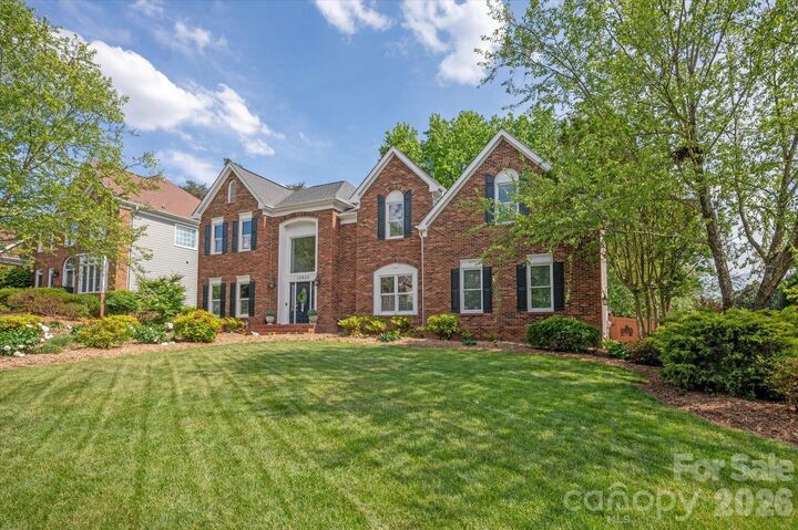 Property Photo:  10900 E Jordan Rae Lane  NC 28277 