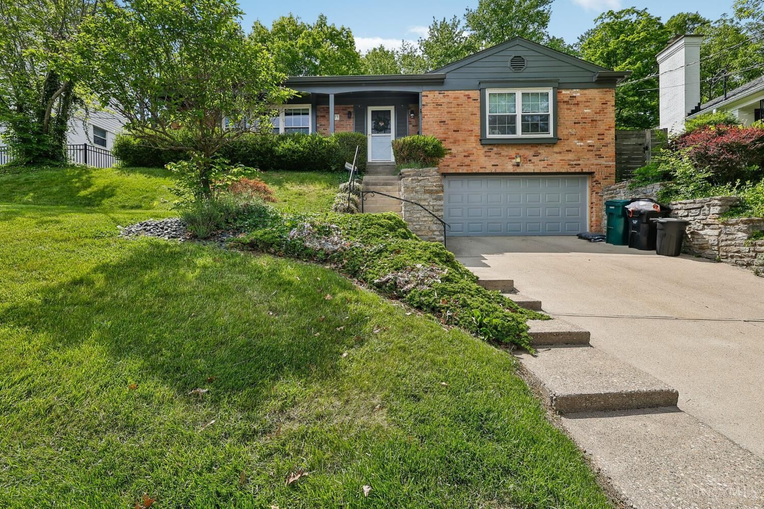 Property Photo: 1023 Paxton Avenue OH 45208