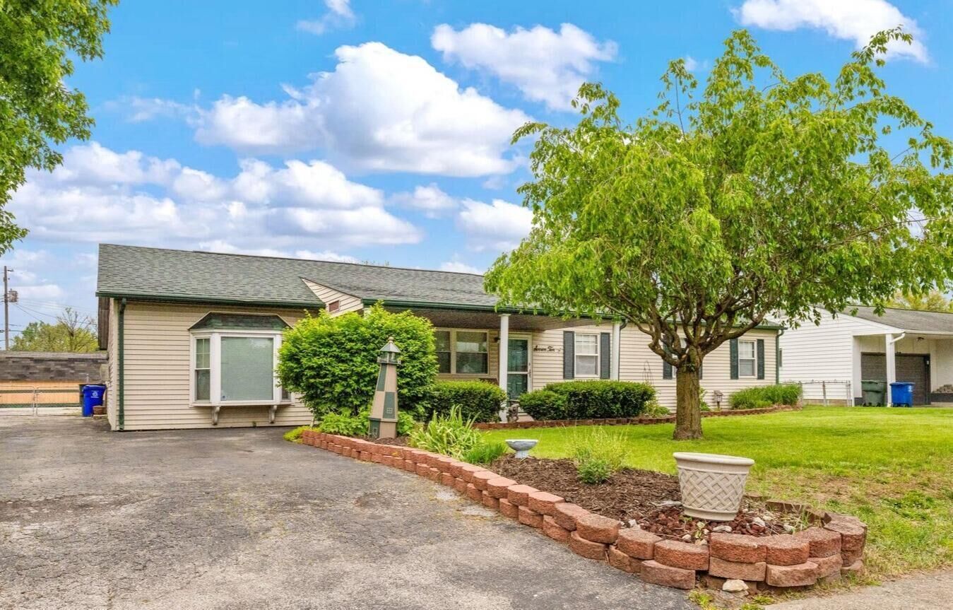 Property Photo:  710 Colton Road  OH 43207 
