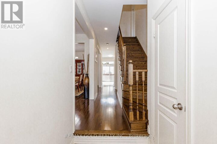 Property Photo:  43 George Robinson Drive  ON L6Y 2E3 