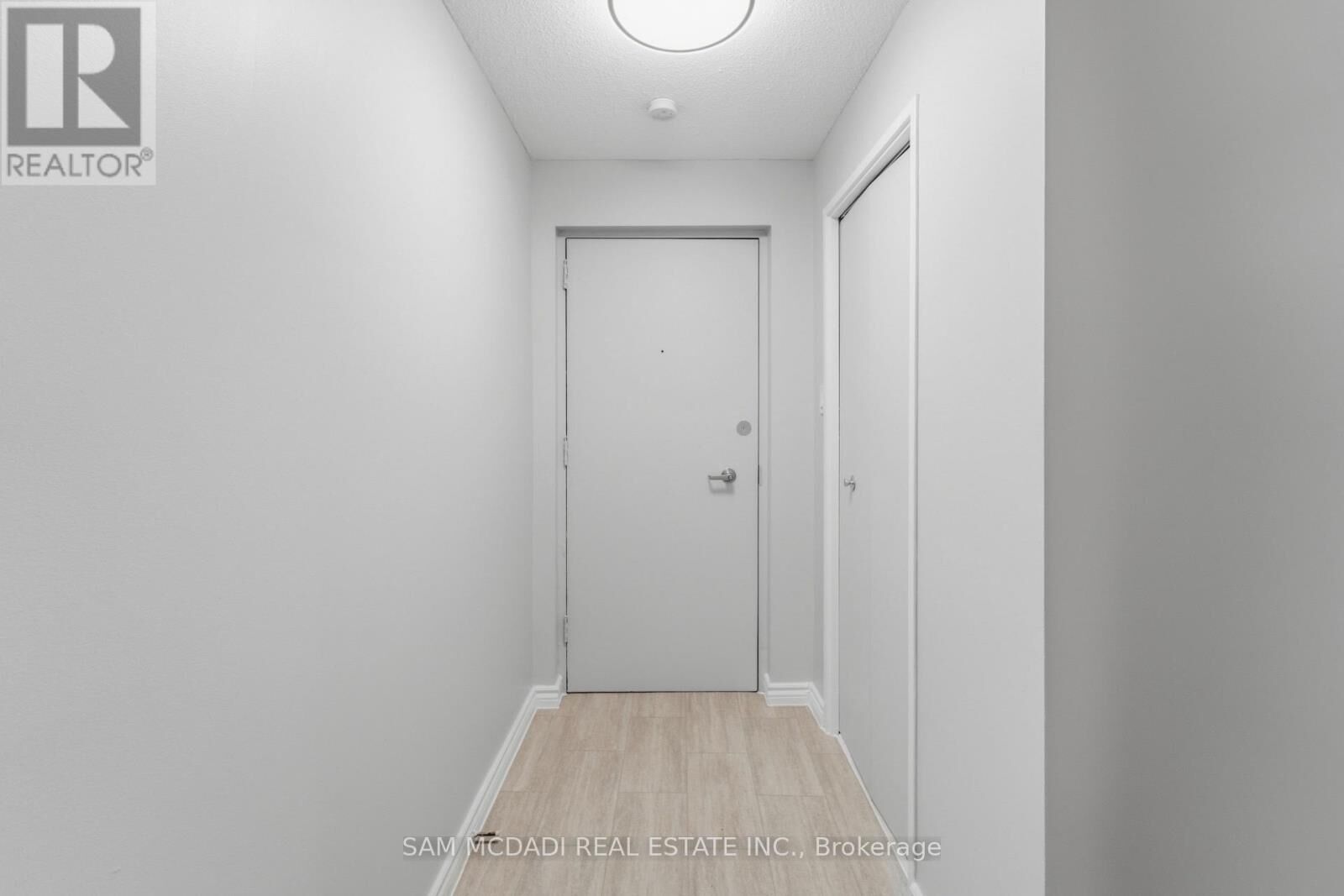 Property Photo:  47 Munroe Street 509  ON K9A 1G3 