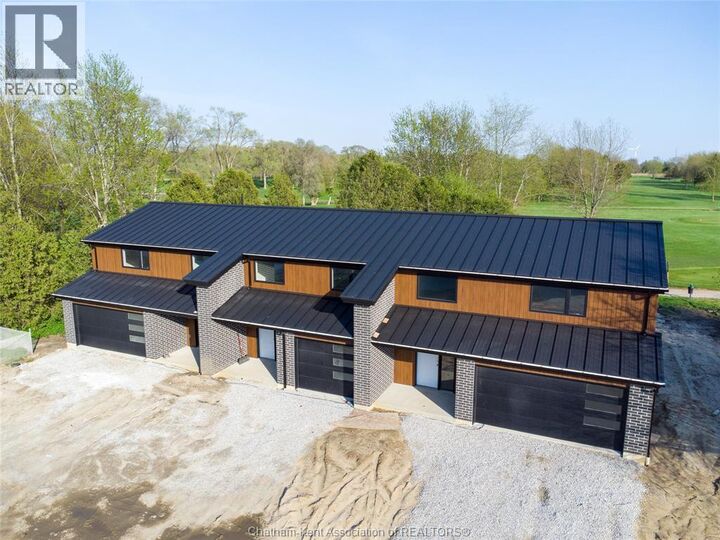 Property Photo:  430 Indian Creek Road West  ON N7M 2E2 