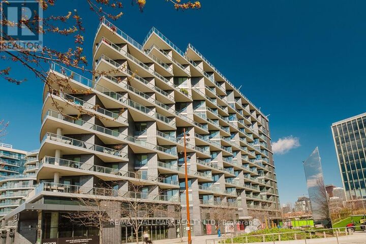 Property Photo:  1 Edgewater Drive 520  ON M5A 0L1 