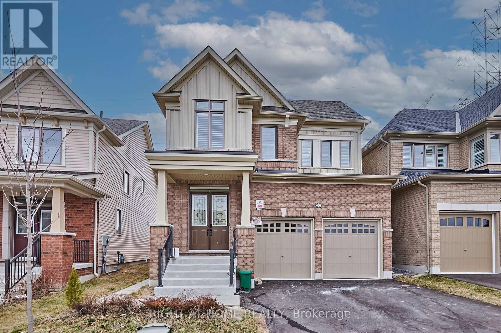 Property Photo:  292 Windfield Farm Drive  ON L1L 0M3 