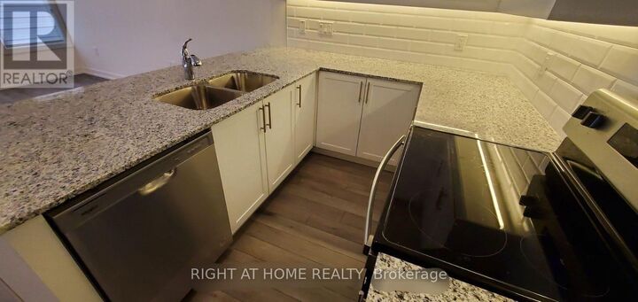 Property Photo:  1554 Moonseed Place  ON L9E 1V4 