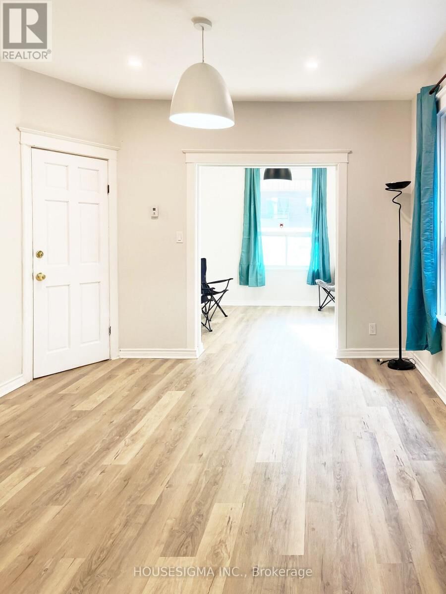 Property Photo:  19 Erie Avenue  ON L8N 2W5 