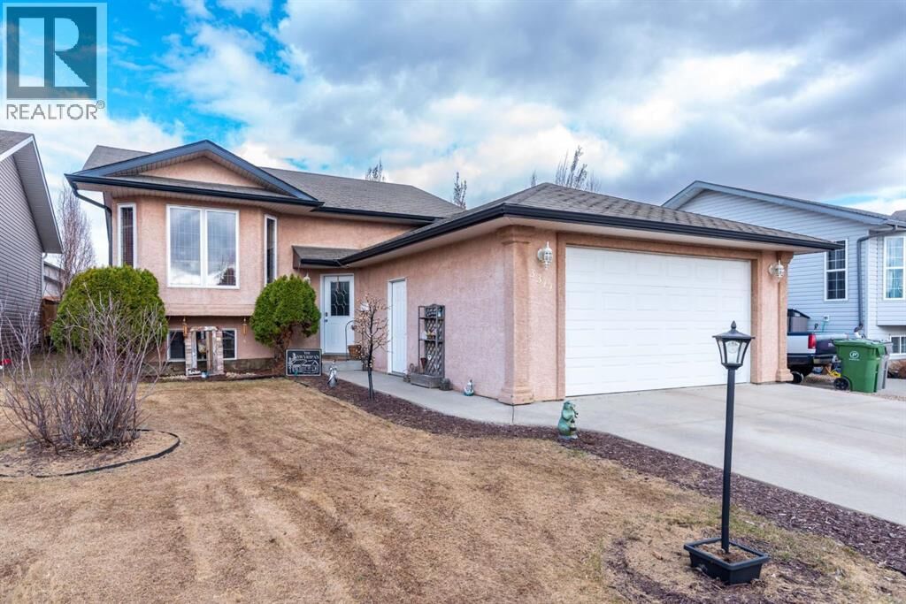 Property Photo:  3311 44A Avenue  SK S9V 3E9 