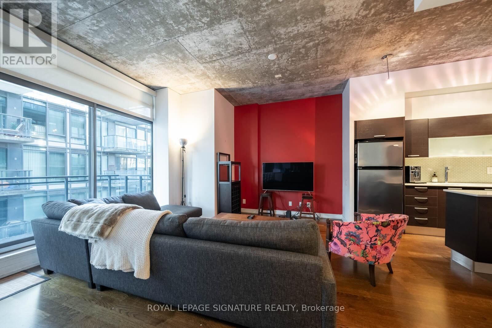 Property Photo:  10 Morrison Street 609  ON M5V 2T8 