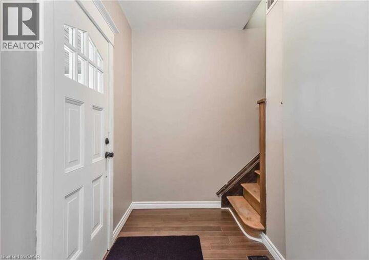 Property Photo:  153 St Andrews Street  ON N1S 1N2 