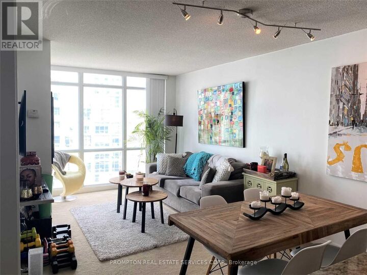 Property Photo:  11 Brunel Court 3307  ON M5V 3Y3 