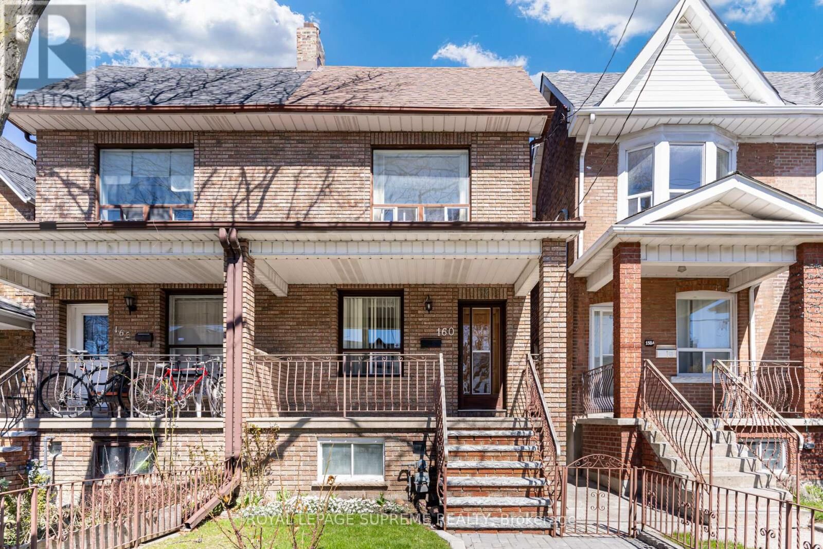 Property Photo:  160 Shanly Street Upper  ON M6H 1S9 