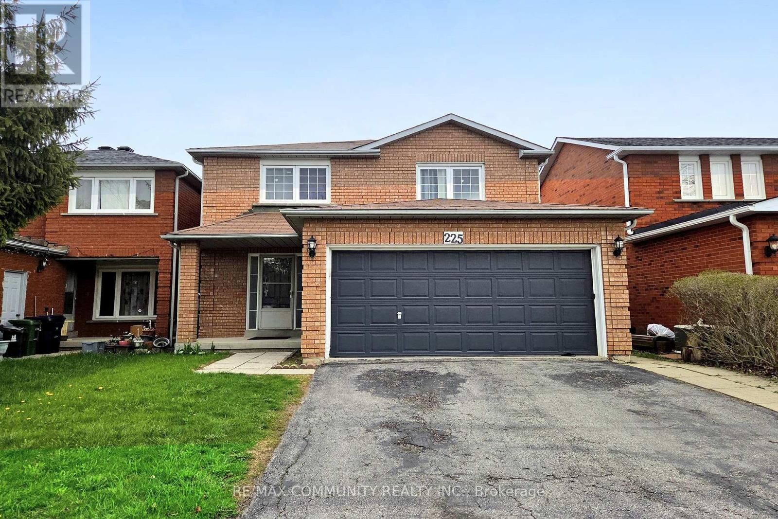 Property Photo:  225 Morningview Trail Bsmt  ON M1B 5L7 