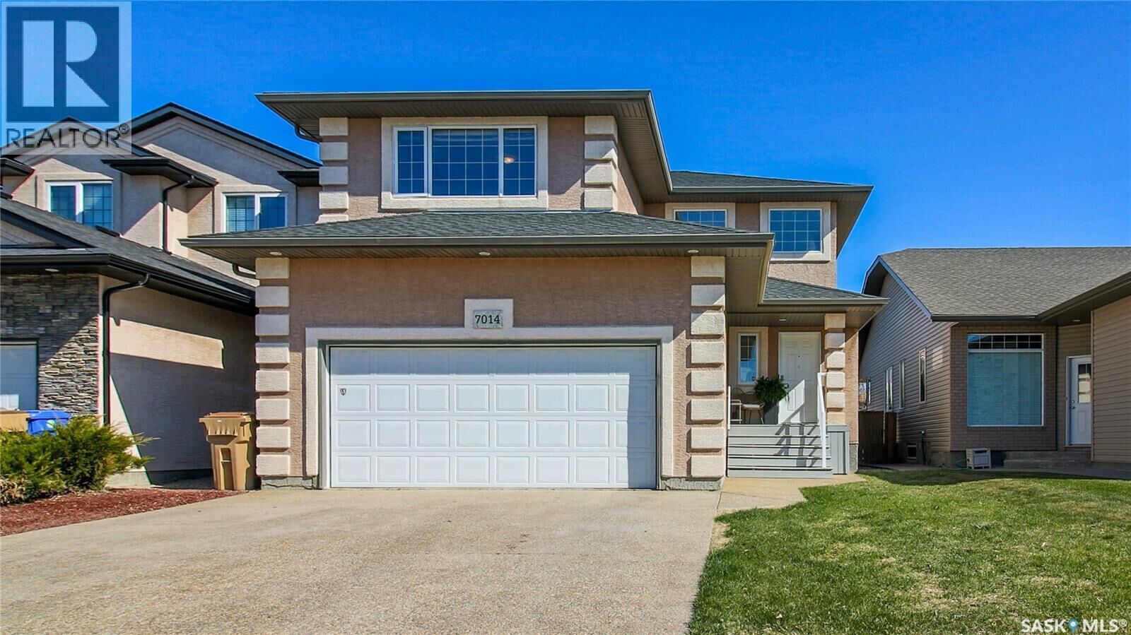 Property Photo:  7014 Wascana Cove Drive  SK S4V 3E9 