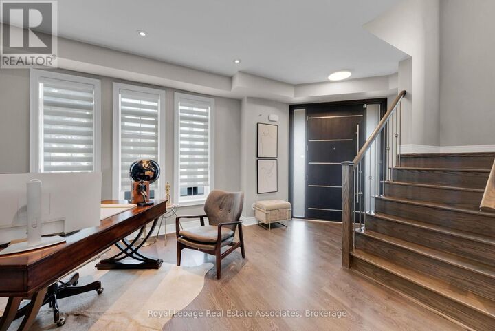Property Photo:  3040 Eberly Woods Drive  ON L6M 0T5 