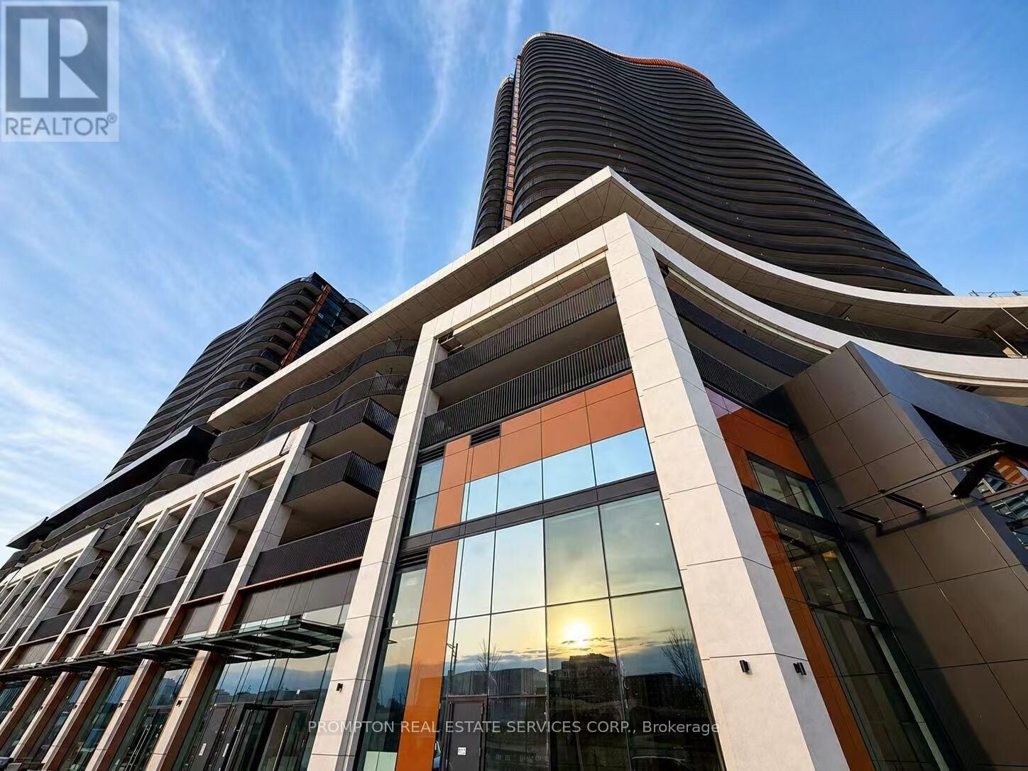 Property Photo:  75 Billes Heights 540  ON M2K 0J8 