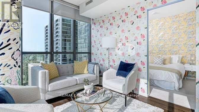 Property Photo:  101 Charles Street East 3206  ON M4Y 0A9 
