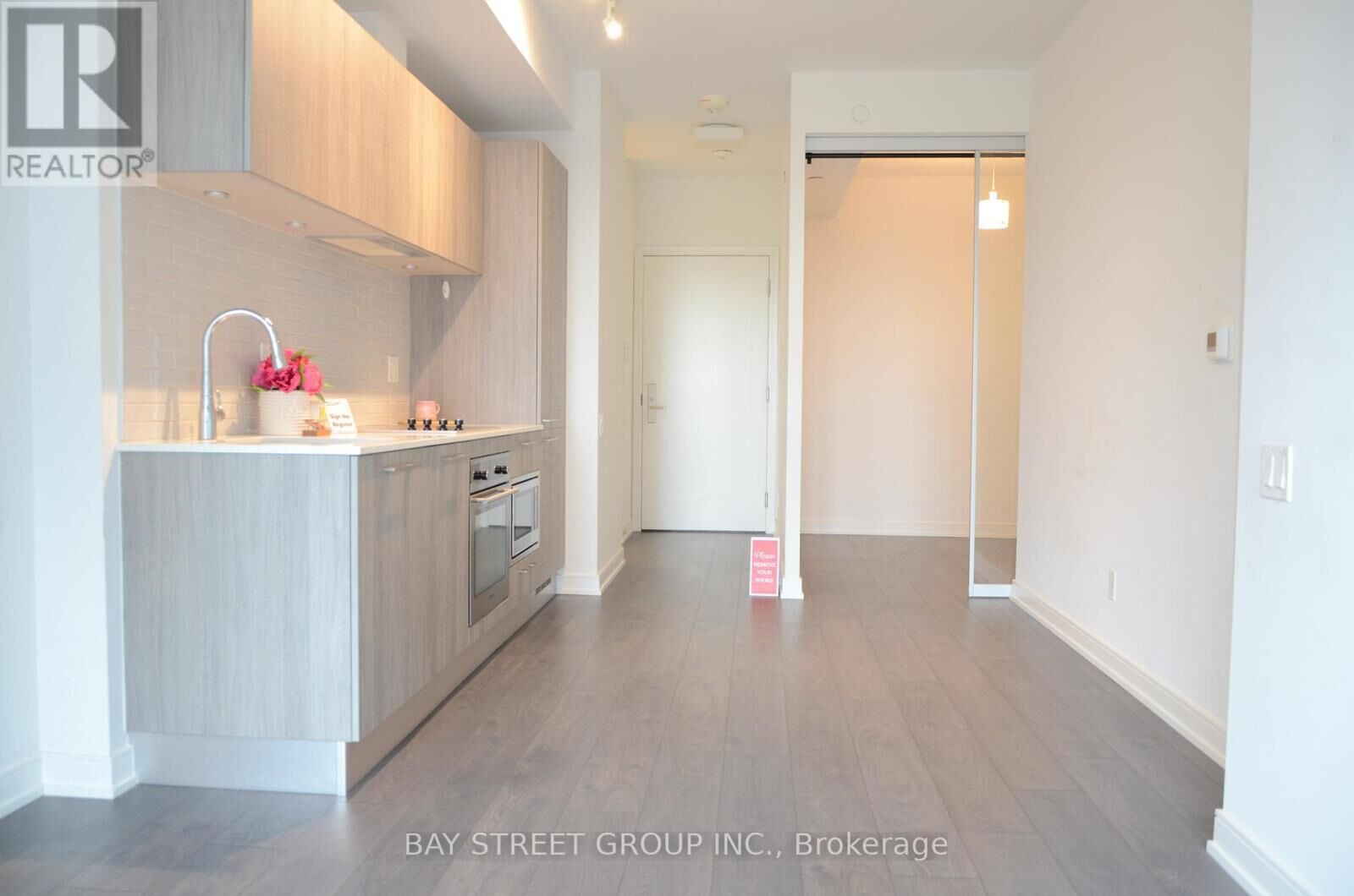 Property Photo:  3 Gloucester Street #910  ON M4Y 0C6 