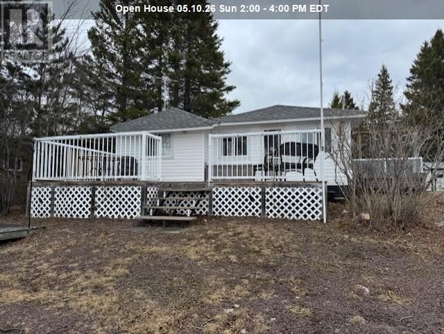 Property Photo:  613 Pebbly Beach Rd  ON P7A 0X6 