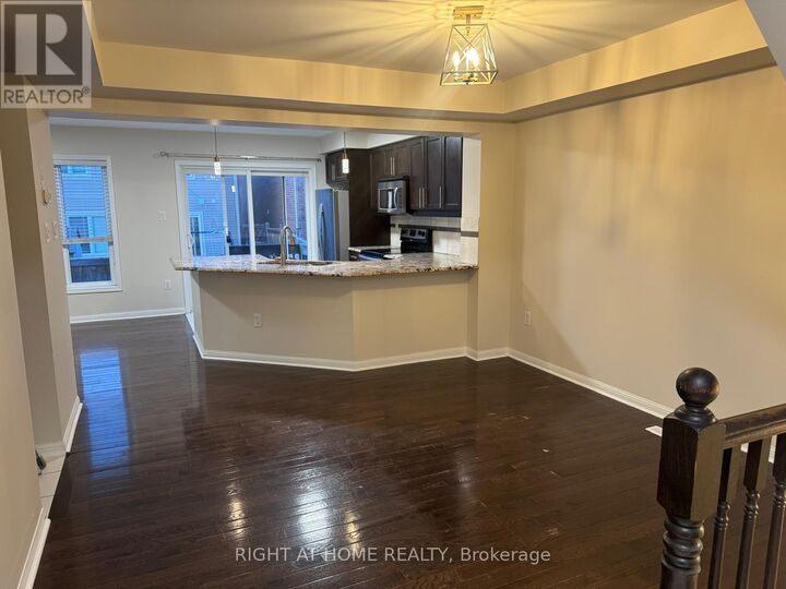 Property Photo:  182 Higginbotham Crescent  ON L9T 8E1 