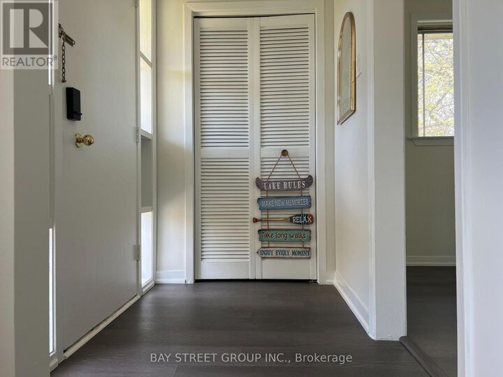 Property Photo:  2 Slidell Crescent  ON M3A 2C4 