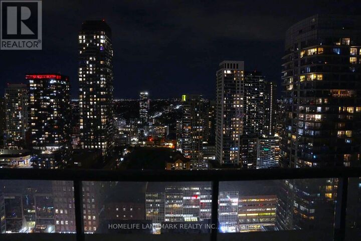 Property Photo:  50 Dunfield Avenue 3318  ON M4S 0E4 