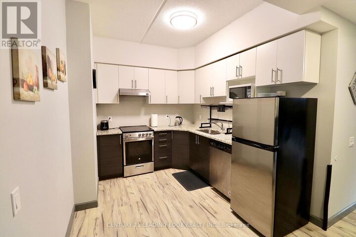 Property Photo:  77 Leland Street 422  ON L8S 3A1 