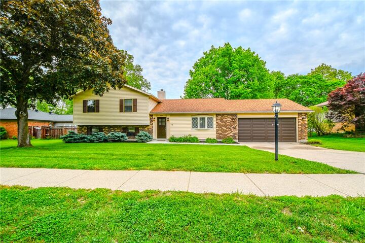 Property Photo:  600 Royal Springs Drive  OH 45066 