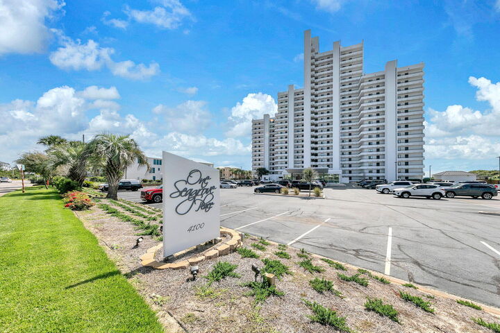 Property Photo:  4100 E County Highway 30A Unit 702  FL 32459 
