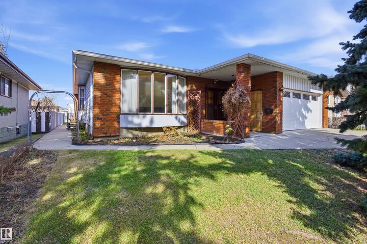 Property Photo:  13222 116 Street NW  AB T5E 5H7 