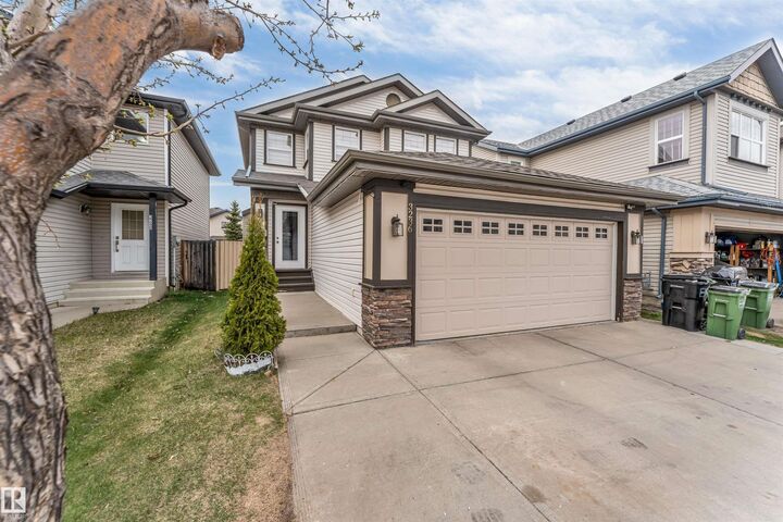 Property Photo:  3236 26 Avenue NW  AB T6T 0C6 