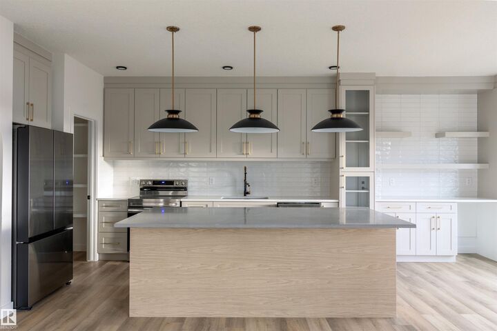 Property Photo:  163 Starling Way  AB T8L 1X5 