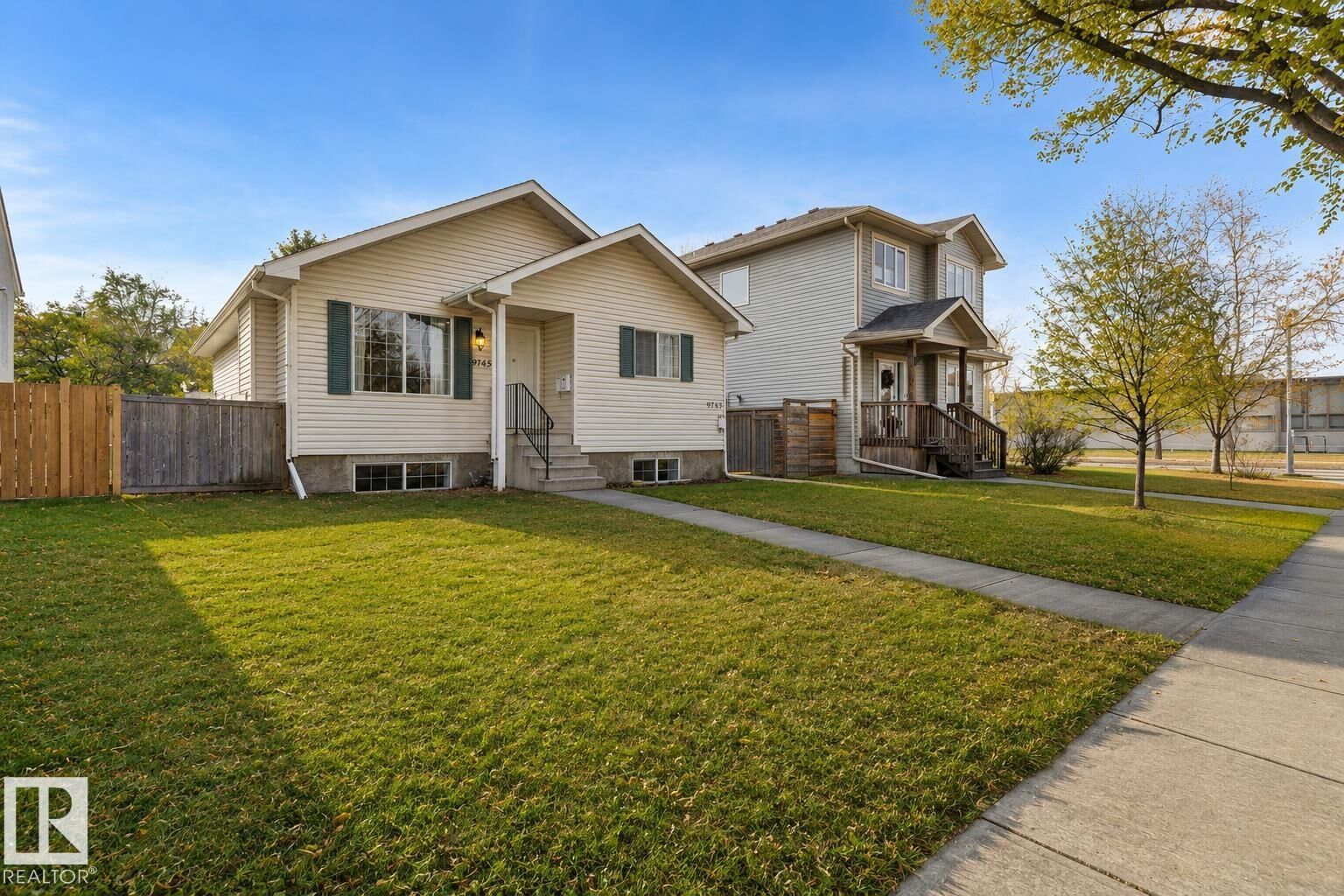 Property Photo:  9745 71 Avenue NW  AB T6E 0W5 