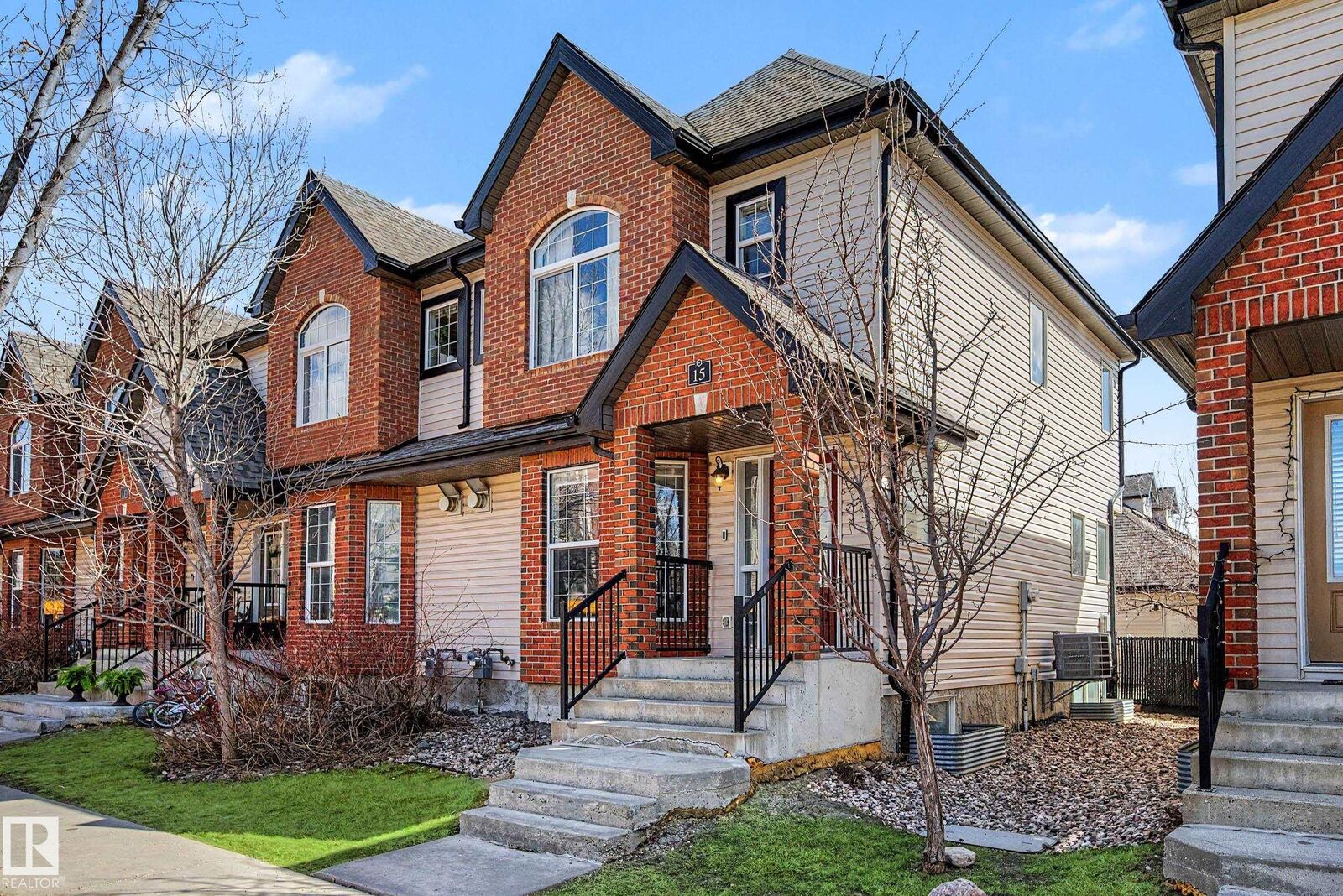 Property Photo:  5281 Terwillegar Boulevard NW 15  AB T6R 0C5 