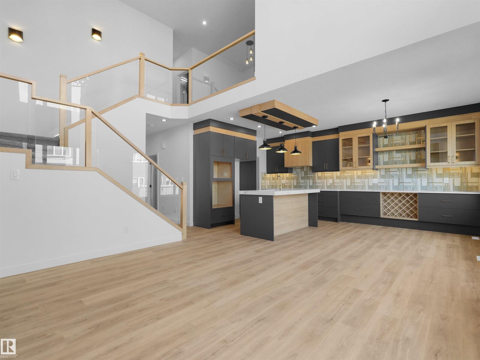 Property Photo:  3520 45 Avenue  AB T4X 3G9 