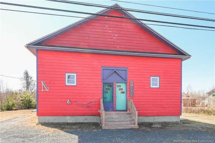 Property Photo:  660 Saint-Pierre Ouest Boulevard  NB E1W 1A2 