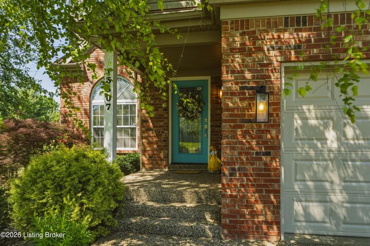Property Photo:  13307 Crystal Cove  KY 40223 