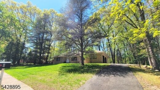 Property Photo:  8 De Hart Rd  NJ 07054 