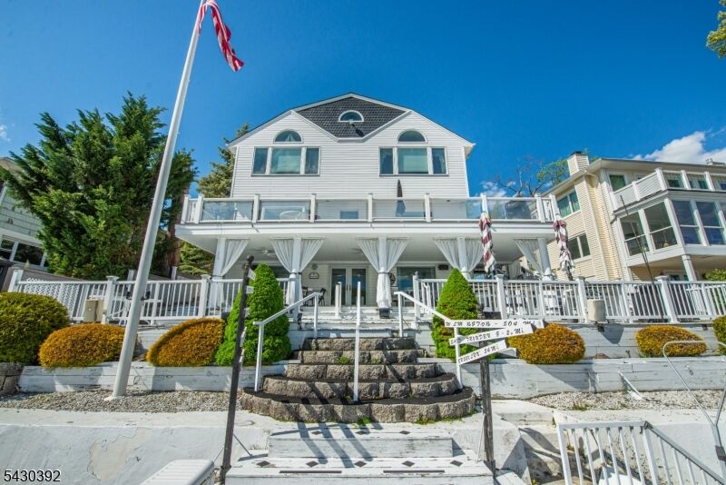 Property Photo:  62 Ithanell Rd  NJ 07843 
