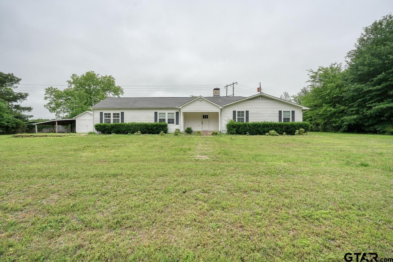 Property Photo:  17597 Cr 452  TX 75771 