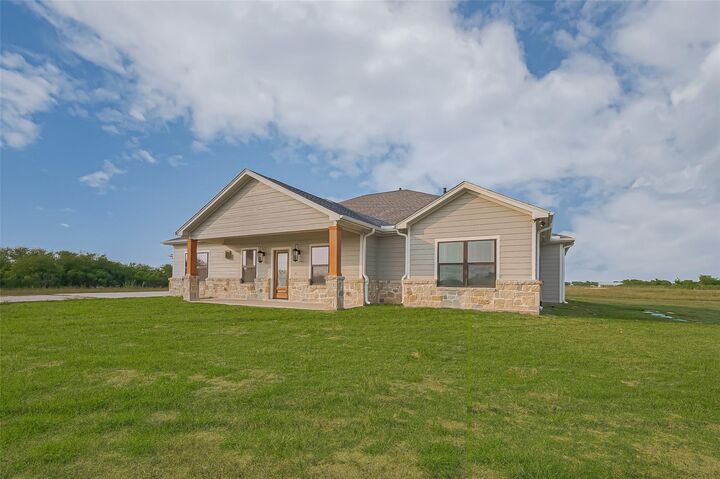 Property Photo: 16702 Dipple Road TX 77444