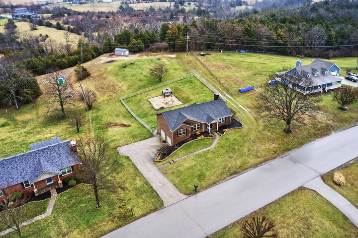 Property Photo:  121 Mockingbird Hill Drive  KY 40475 