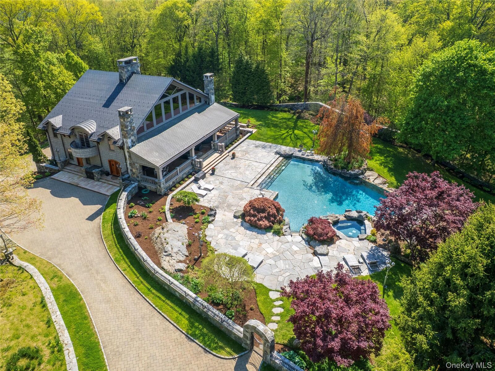 Property Photo:  68 Quarry Lane  NY 10506 