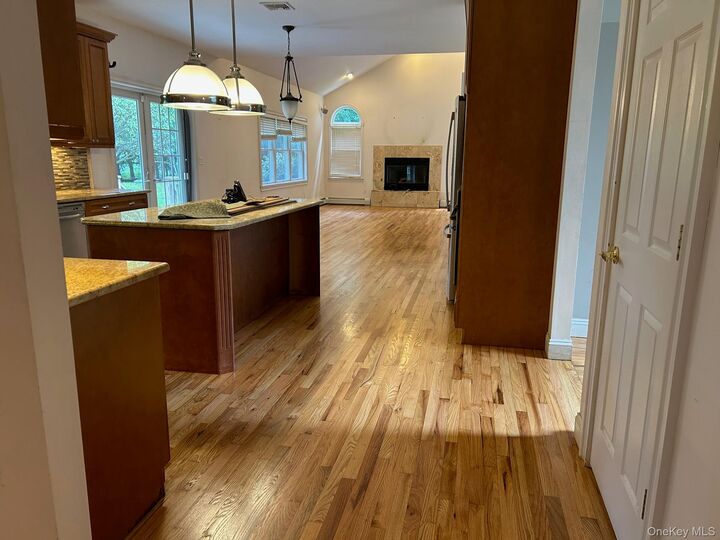 Property Photo:  92 Scotland Hill Road  NY 10977 