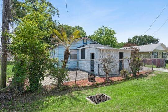Property Photo:  132 Pine Street  FL 32824 